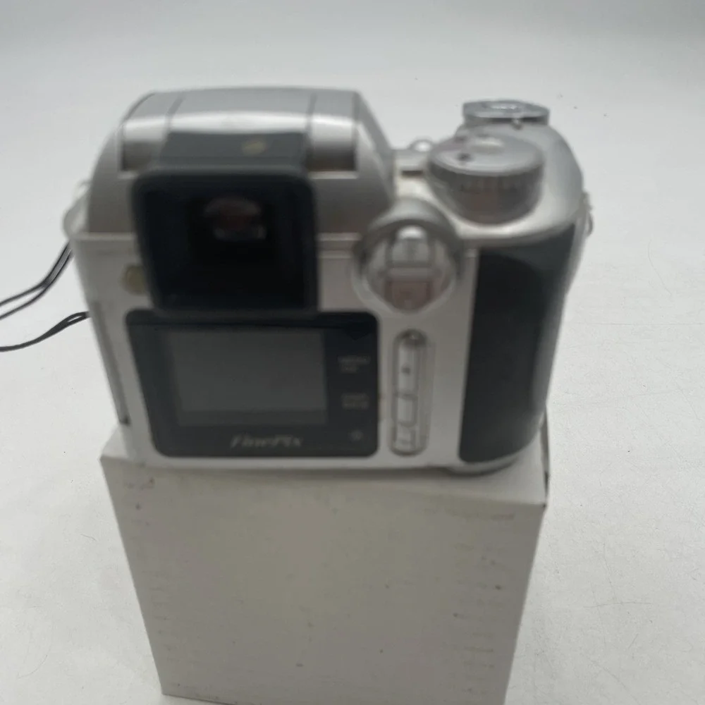 Fujifilm finepix s3100